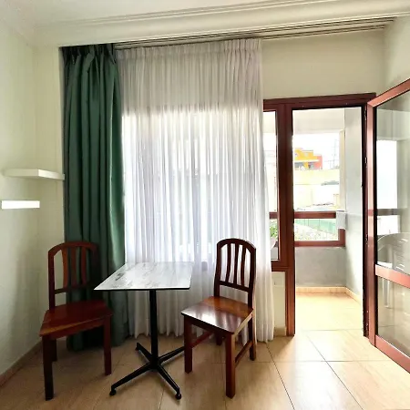 Διαμέρισμα Exterior Dbl Studio,wifi,only 50 M, Playa Las Canteras